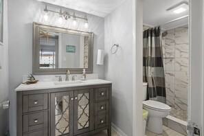 Douche, serviettes fournies