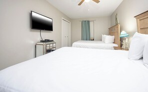 3 bedrooms, iron/ironing board, free WiFi, bed sheets - ~Beach Front Condo!~ Phoenix 4 (Orange Beach)