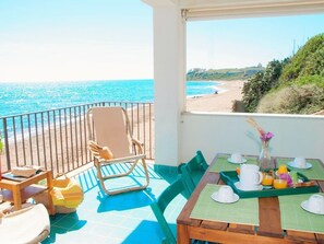 Property grounds - Apollo's Terraces Beach apartments less than 20 m from the sea! Ponente (Marinella)