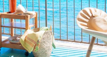 Apollo's Terraces Beach apartments less than 20 m from the sea! Ponente