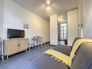 Fernseher