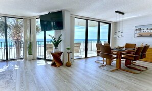 Interior - Oh What a VIEW! Free Beach Chairs! PW 207 (Panama City Beach)