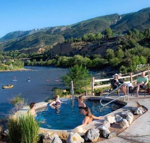 Cabin 12 Remodeled Rustic Luxury Kitchen Fireplace