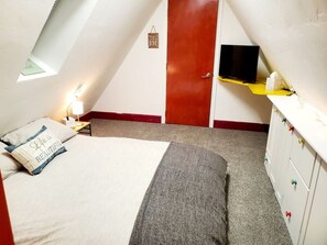 1 soveværelse, skrivebord, strygejern/strygebræt, Wi-Fi