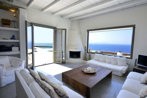 5 Bedroom Spectacular sunset view villa