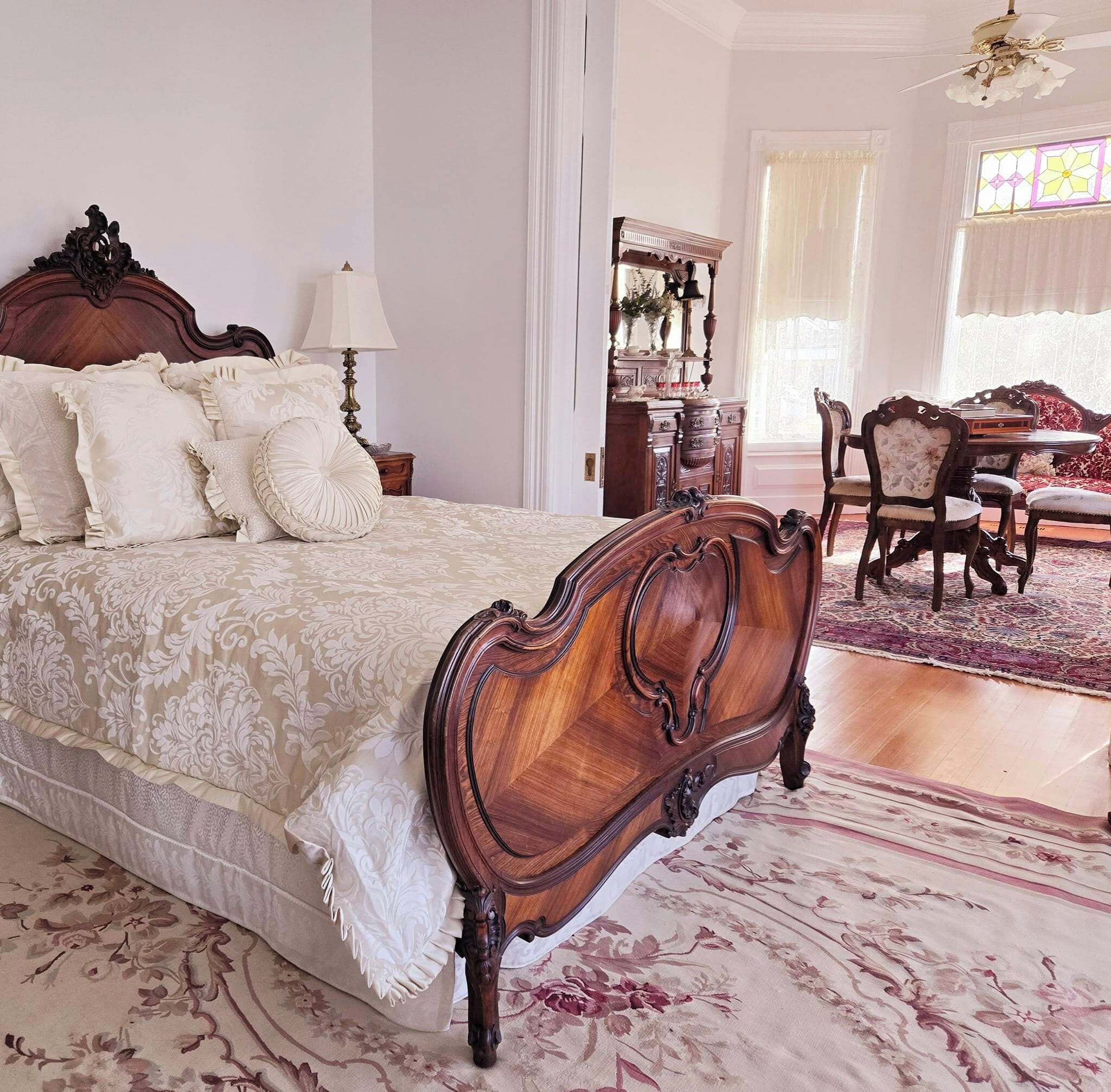 3 bedrooms, in-room safe, desk, iron/ironing board