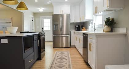Spacious, Remodeled Home in the Heart of Hammond