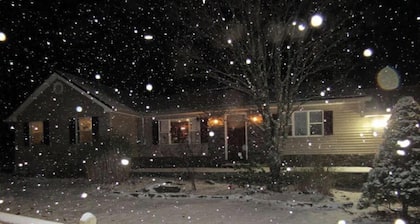 Cozy Home With Fire Place 10 Mins From Hunter Mountain