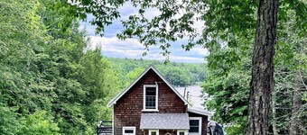 Adorable private cottage with lake views and access.