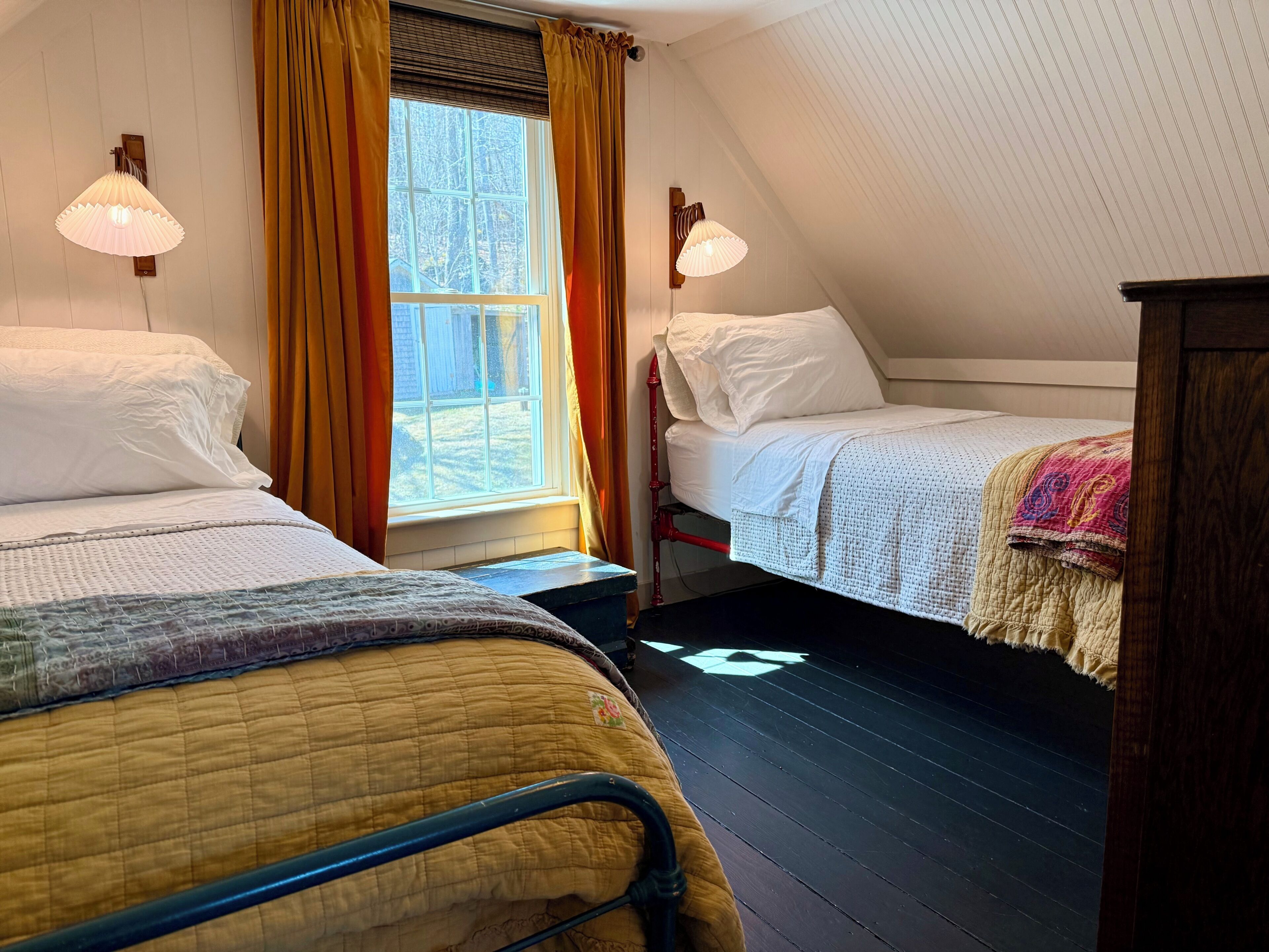 2 Schlafzimmer, Schreibtisch, Bügeleisen/Bügelbrett, kostenloses WLAN