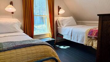 2 Schlafzimmer, Schreibtisch, Bügeleisen/Bügelbrett, kostenloses WLAN