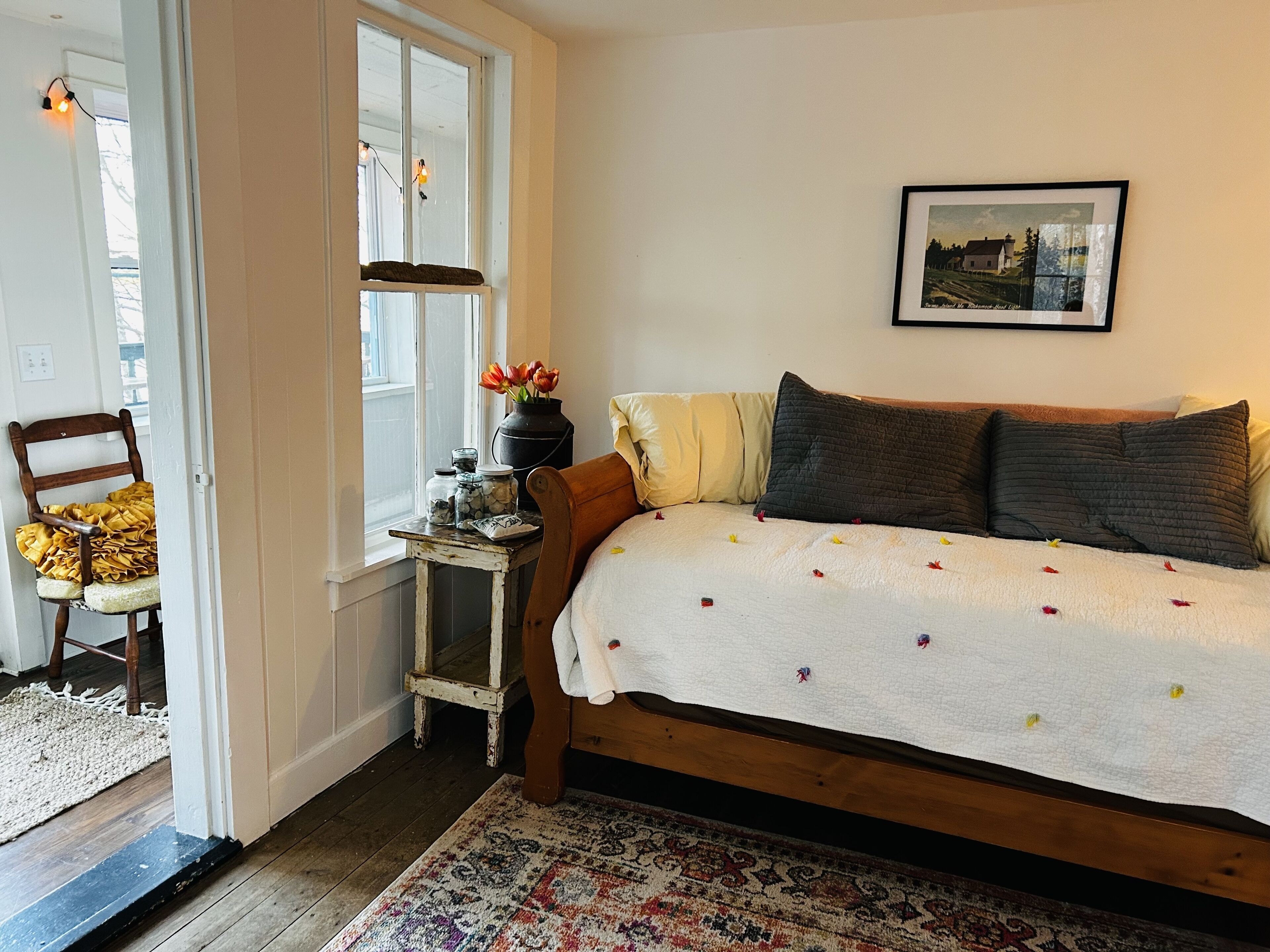 2 habitaciones, escritorio, tabla de planchar con plancha y wifi gratis 