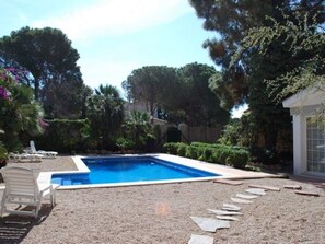 Piscina a l'aire lliure