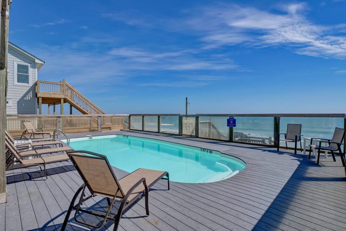 Tipsy Turtle North- Oceanfront Oasis - Pool - Dog Friendly