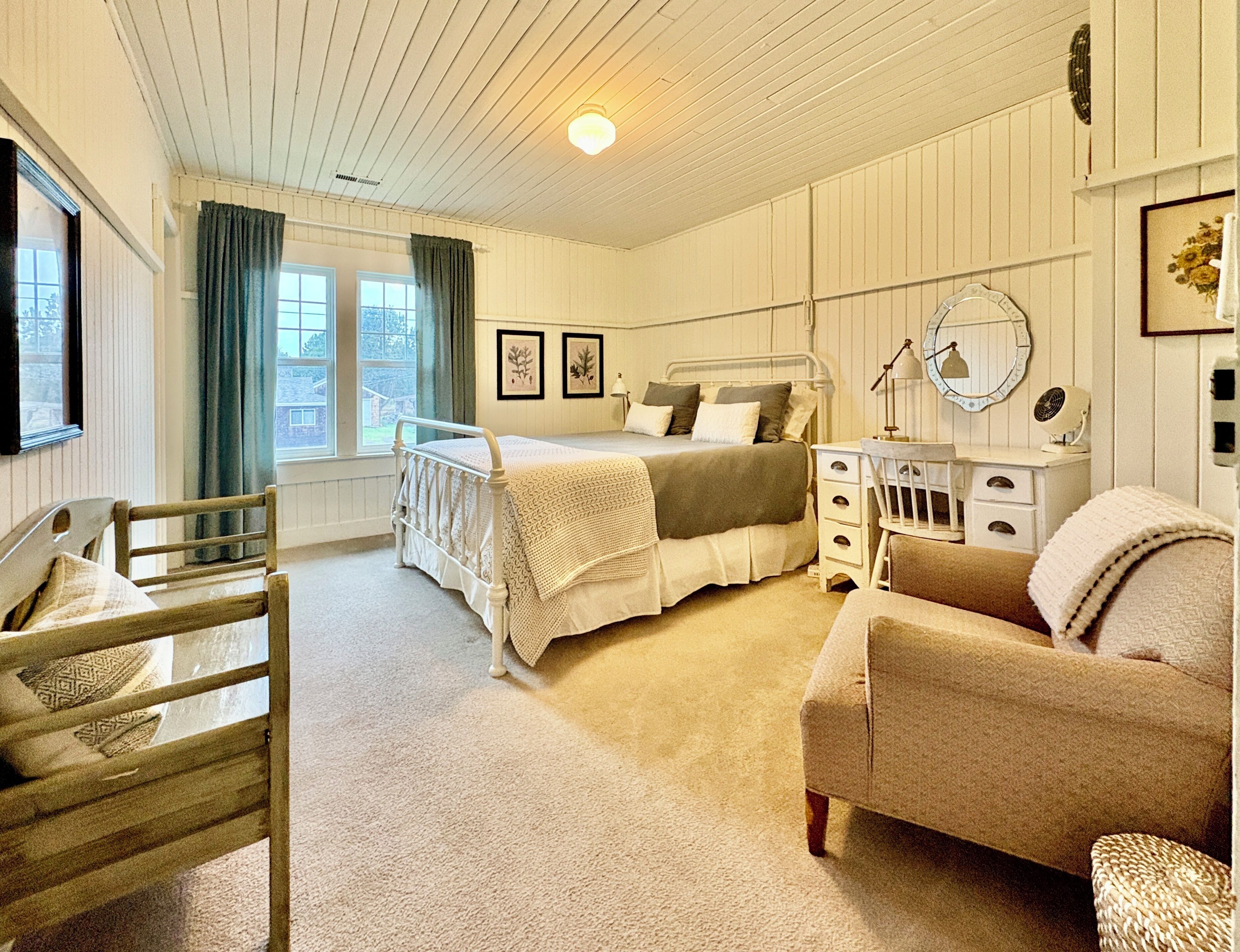 4 Schlafzimmer, Bügeleisen/Bügelbrett, Reisekinderbett, kostenloses WLAN