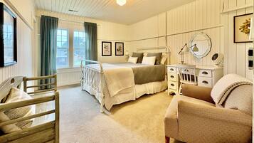 4 Schlafzimmer, Bügeleisen/Bügelbrett, Reisekinderbett, kostenloses WLAN