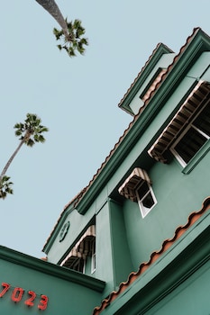 Exterior detail at Palihotel Hollywood near Universal Studios
