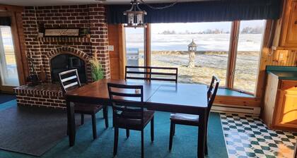 A true Hidden Gem waterfront lake home, w/breathtaking views