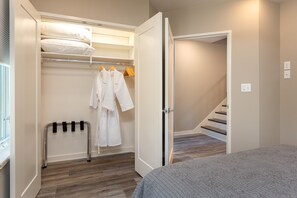 3 camere, Wi-Fi, lenzuola