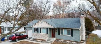 Hill Road studio close to Downtown Boise