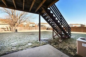 Property grounds - Get-away to The Good Life! (Papillion)