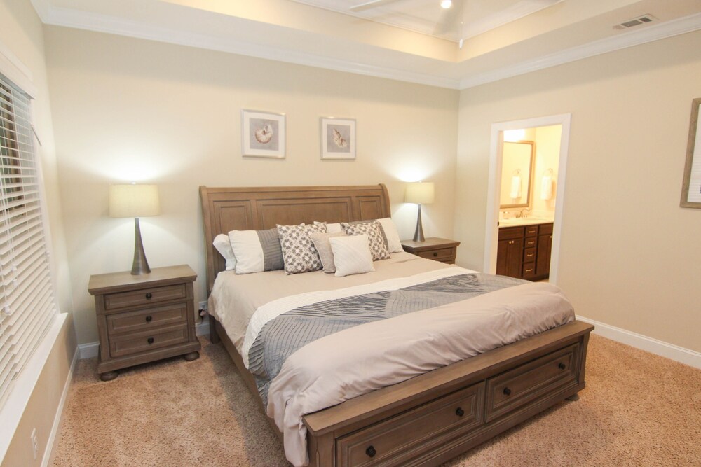 Luxury, 3 BR island retreat with MASTER on MAIN! GREAT RATES! Epworth