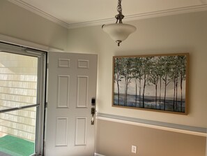 Interior - Pristine Pinehurst #6 home - Gated backyard - 2 min to courses. Handicap Access (Pinehurst)