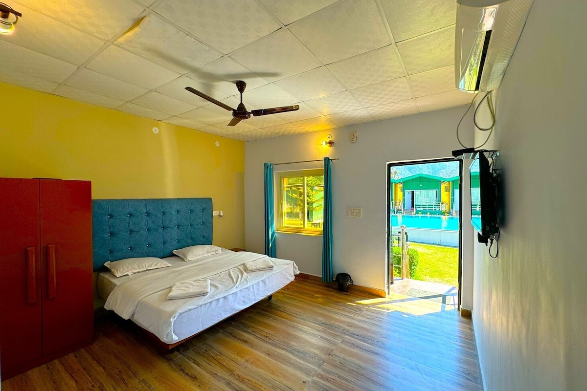 Kamar Mewah | Seprai premium, selimut bulu angsa, Wi-Fi gratis, dan seprai linen
