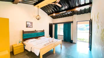 Superior Double Room | Free WiFi, bed sheets