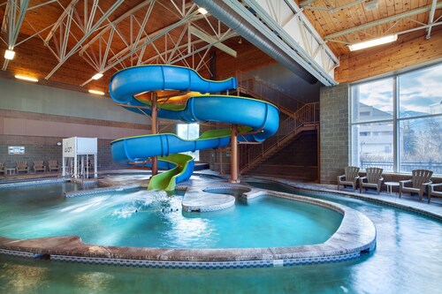 Wonderfully Appointed 3BR Condo - Seasons at Avon - Walk to Riverfront Gondola!