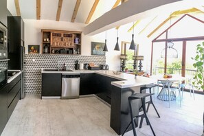 Fridge, microwave, oven, dishwasher - Villa Vrmac - Three Bedroom Villa, Sleeps 6 (Đuraševići)