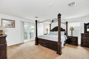 6 habitaciones, tabla de planchar con plancha, wifi y ropa de cama 
