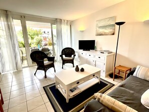 Fernseher, DVD-Player