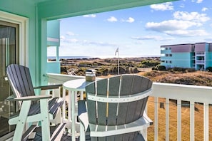 Property grounds - Sea Spray Condo - Ocean View Condo in Atlantic Beach, NC (Atlantic Beach)