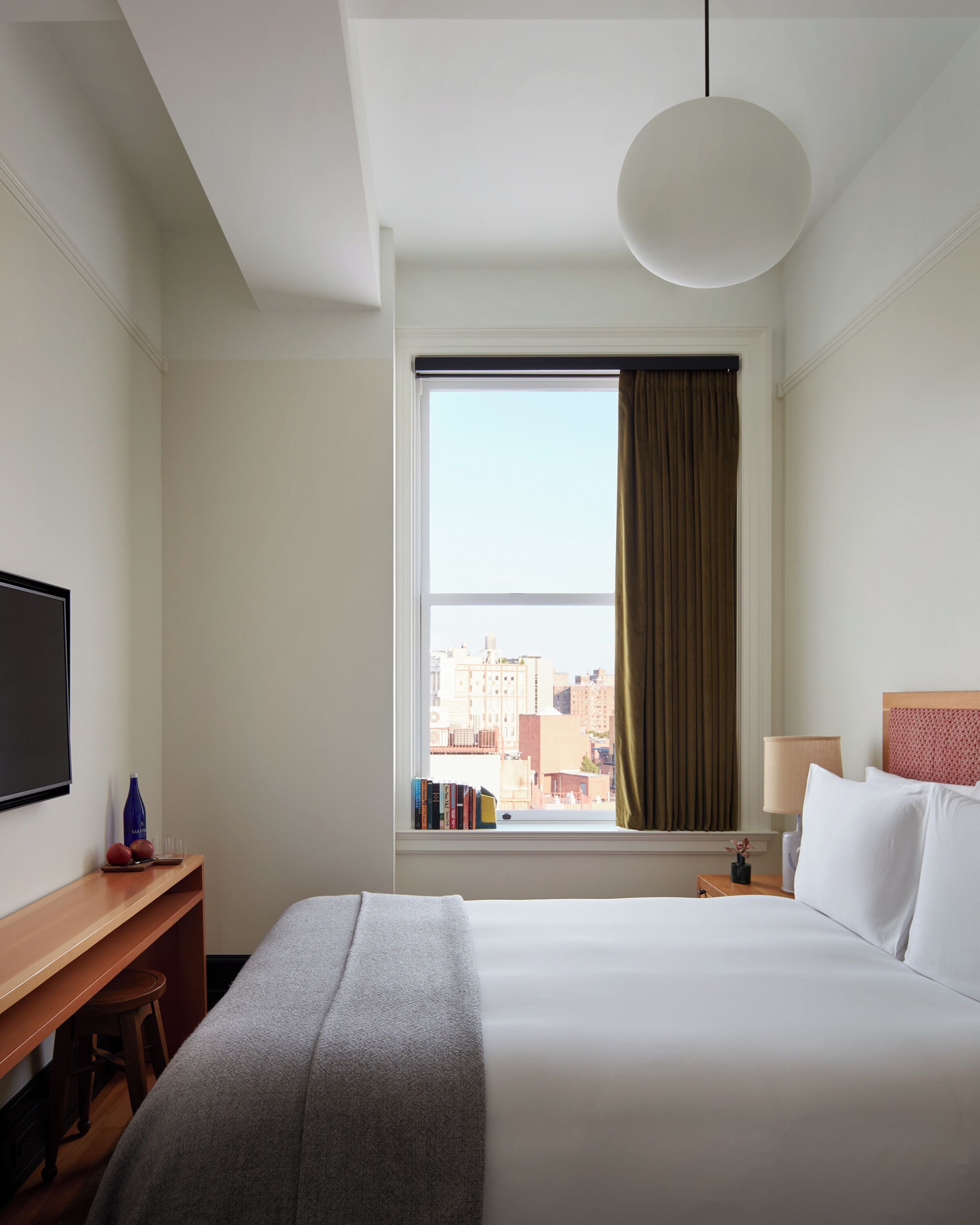 Room (Nook) | Egyptian cotton sheets, premium bedding, down comforters, pillowtop beds