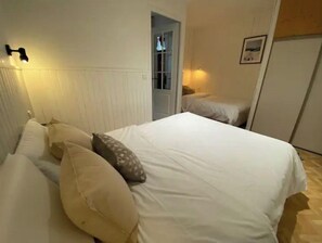 2 bedrooms, free WiFi, bed sheets