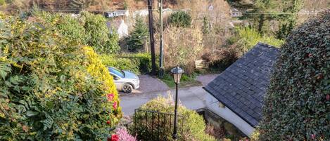 Cottage | Property grounds