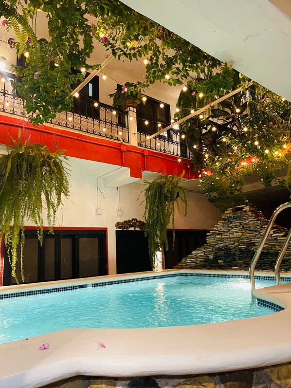 Indoor pool - Hotel Camino Maya (Copan Ruinas)