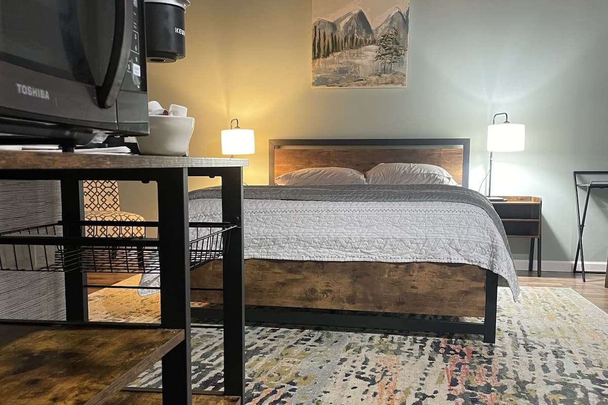 Habitación doble Deluxe | Camas con efecto memoria, cortinas blackout, camas extra y wifi gratis 