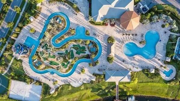 Outdoor pool - *Gorgeous Villa w/Pool + free Waterpark!* (Kissimmee)