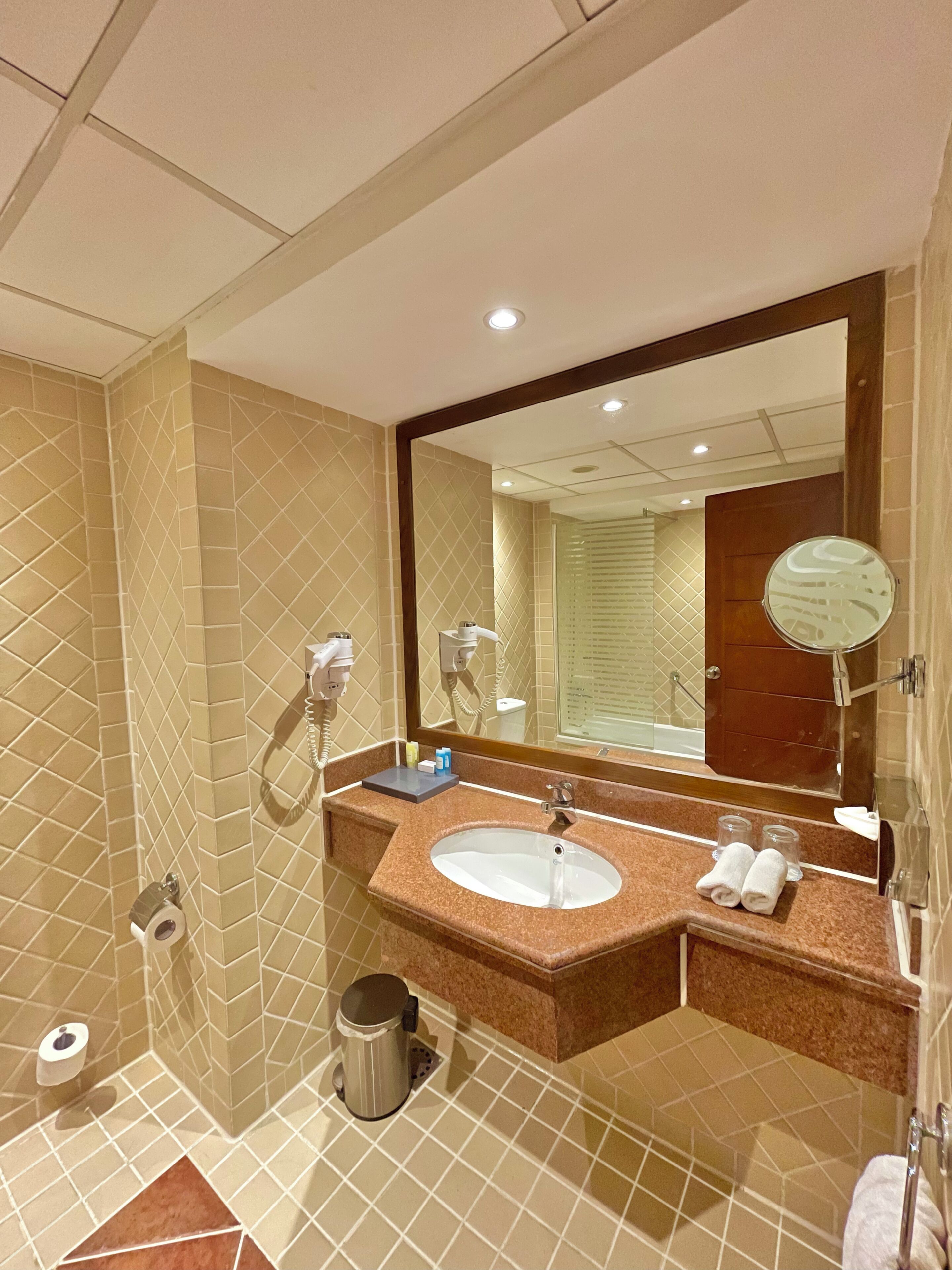 1 bedroom, minibar, in-room safe, individually decorated