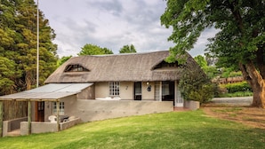 Exterior - Lovely 1-bed Cottage in Underberg (Underberg)