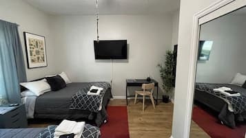 1 bedroom, desk, free WiFi, bed sheets