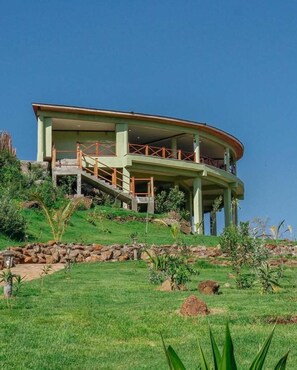 Front of property - CAPELLA RESORT (Nakuru)