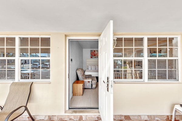 Room | In-room safe, individually decorated, individually furnished, desk