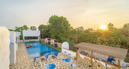 Conch Resort-Luxury Private Pool Suites