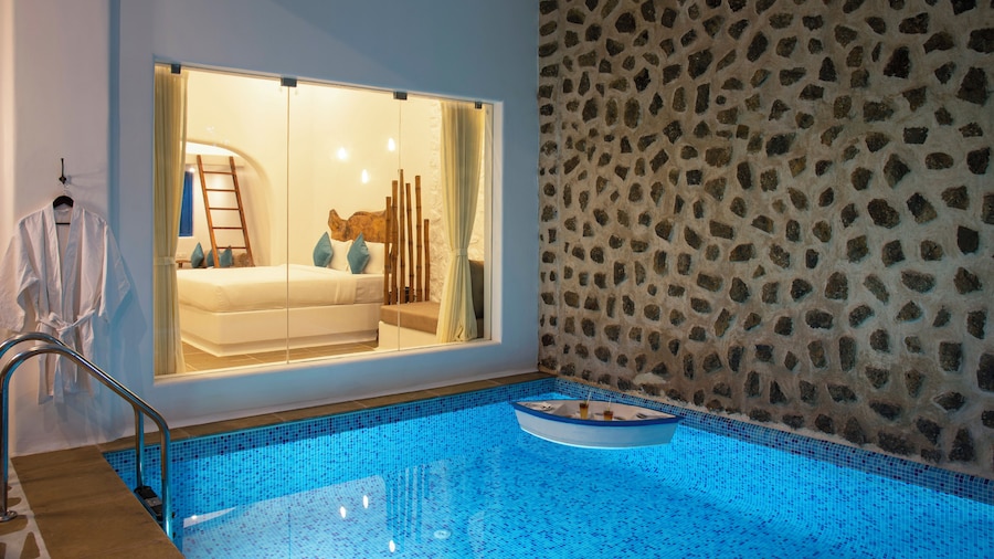 Conch Resort-Luxury Private Pool Suites