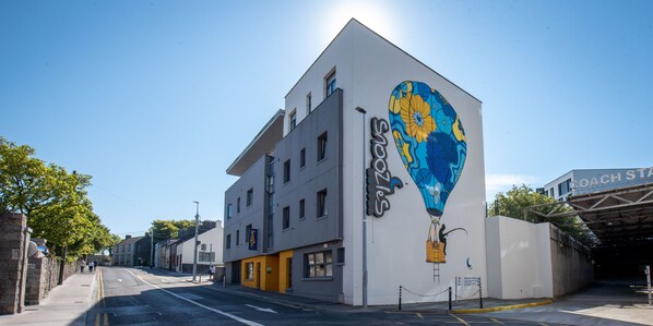 Exterior - Snoozles Galway City Centre (Galway)