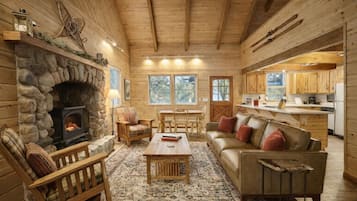 Stuga - 2 sovrum | Vardagsrum | Streamingtjänster