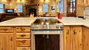 Cabin, 2 phòng ngủ | Bếp riêng | Tủ lạnh, lò nướng, dụng cụ pha cà phê/trà, lò nướng bánh mì